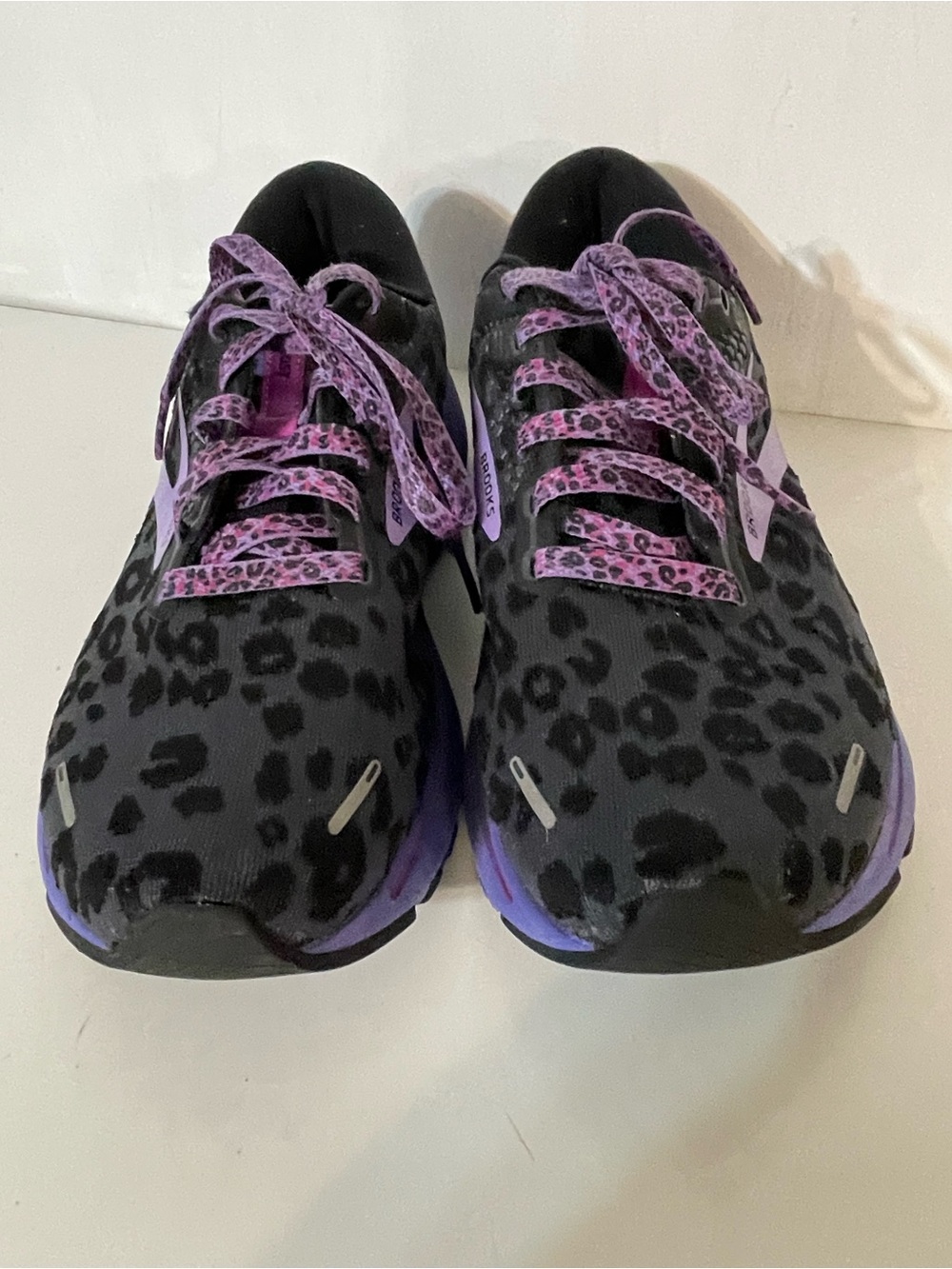 Brooks Ghost 14 Electric Cheetah Running Shoes - Picture 2 of 9